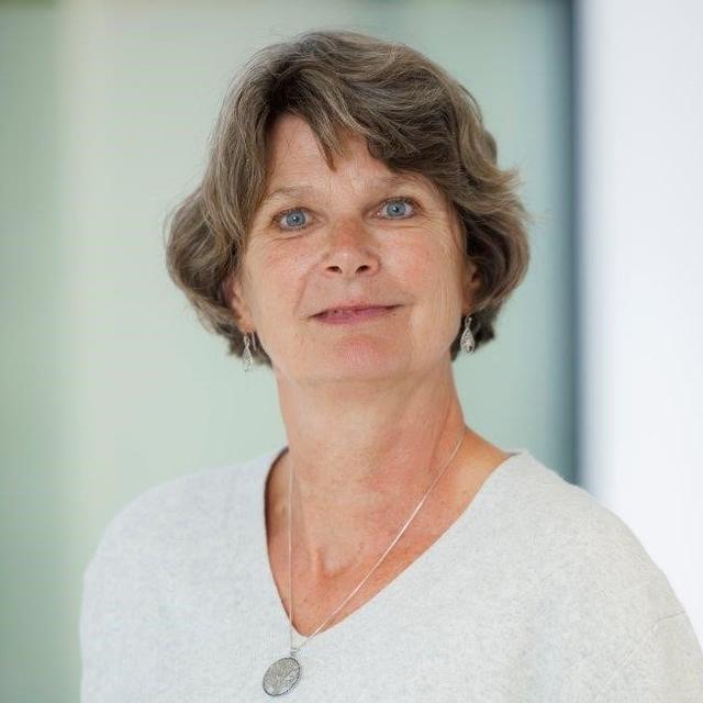 Pasfoto Prof. dr. Christa Anbeek
